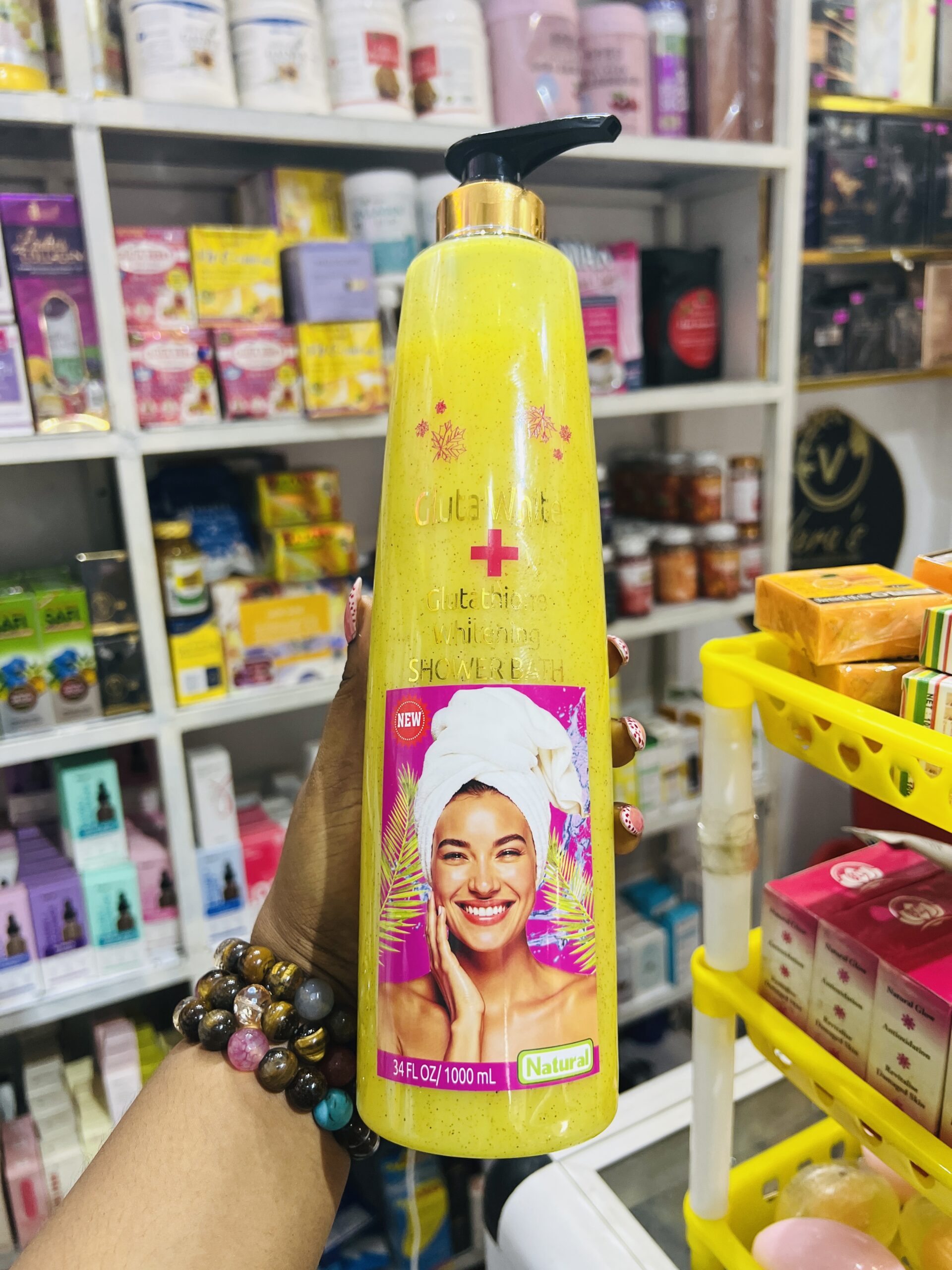 Gluta white + glutathione whitening shower gel