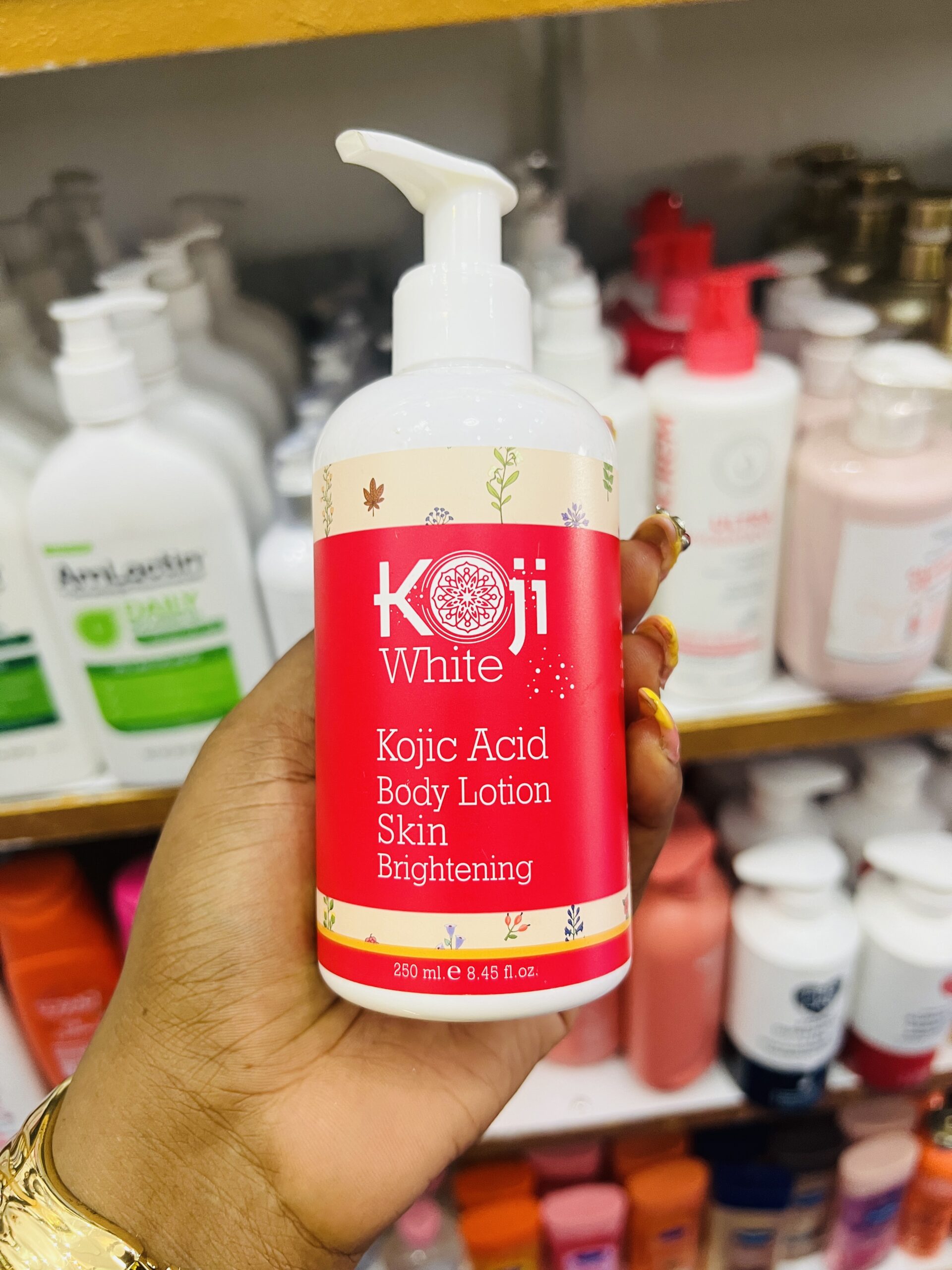 Koji white body lotion